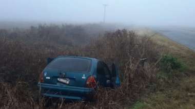 Por la neblina, conductor volcó su auto cerca de Seguí y fue hospitalizado