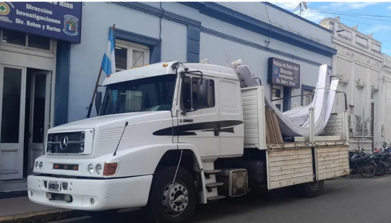 Estafas en Crespo: Un detenido, tres demorados y millonario recupero de mercadería