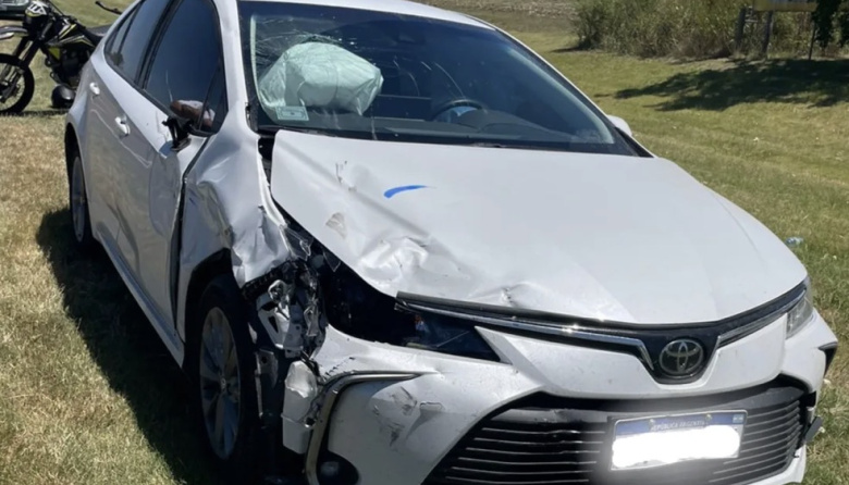 Fuerte choque en cercanías a la rotonda de Crespo: Un lesionado