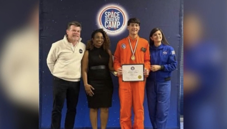 Estudiante de una escuela secundaria de Crespo fue premiado por la NASA