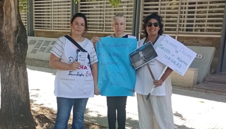 "Salarios dignos ya", el reclamo docente que marcó presencia en el centro de Crespo