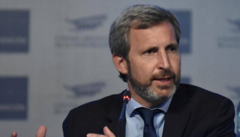 Frigerio confirmó que se abonará por complementaria el aumento salarial ofrecido a los docentes