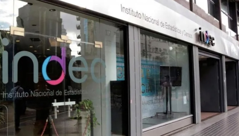 Según el Indec, ¿cuánto necesitó una familia tipo para no ser pobre en febrero?