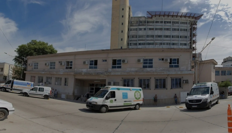 Echaron a un médico cirujano del Hospital San Roque de Paraná por no ir a trabajar