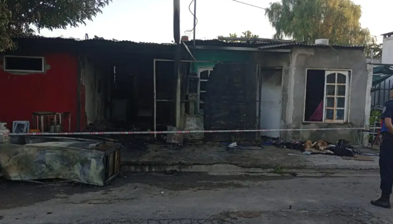 Imputaron a los dueños de la rotisería de Victoria por el incendio que dejó dos víctimas fatales