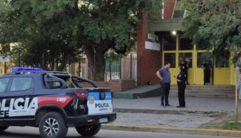 Tragedia en Santa Fe: un alumno mató a un compañero y dejó heridos en una escuela secundaria