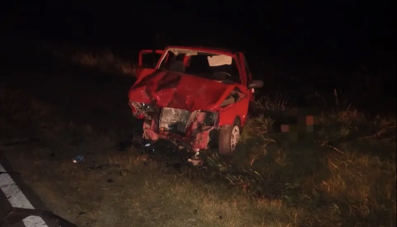Dos vehículos chocaron de frente en la Ruta 18 y un hombre debió ser hospitalizado