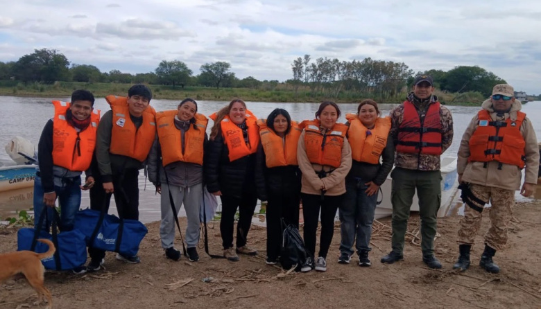 Estudiantes de Enfermería de la UAP llevaron acciones de salud y prevención a comunidades isleñas de Entre Ríos