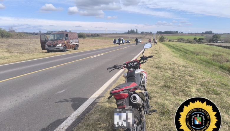 Accidente en Ruta 131: una motociclista resultó lesionada tras una colisión con una camioneta