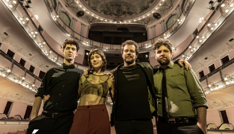 MÚSICA PARA VOLAR EN PARANÁ
