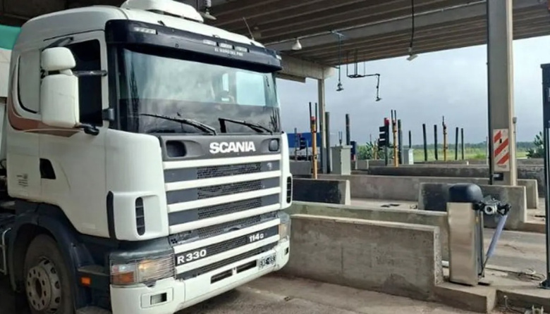 El aumento del peaje Rosario-Victoria preocupa a transportistas y ya anticipan subas en las tarifas