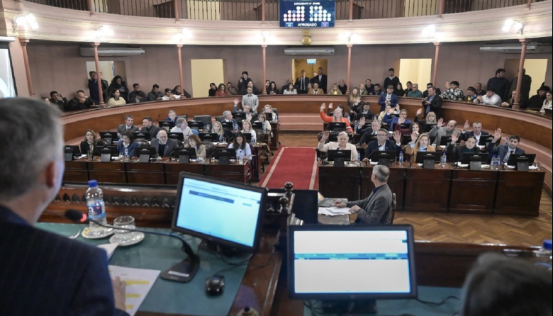 Con amplio respaldo legislativo, Diputados convirtió en ley la reforma previsional impulsada por el Gobierno provincial
