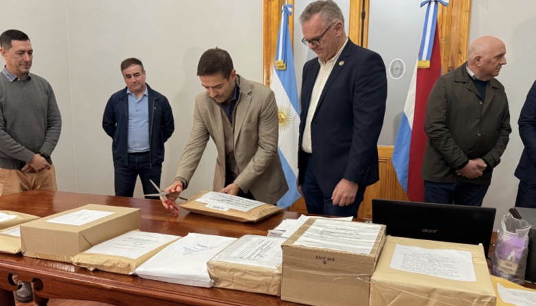 Doce oferentes se presentaron para obras de infraestructura en el Hospital San Francisco de Asís de Crespo