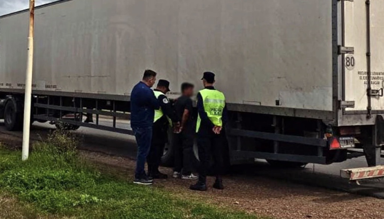 Joven buscada en Concordia apareció en un camión que volvía de Paraguay: detuvieron al chofer