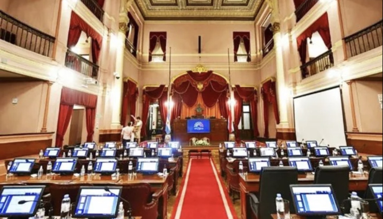 Diputados trata la eliminación de las pensiones vitalicias para gobernadores y vicegobernadores