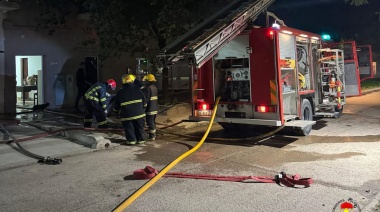 Incendio de una panadería en Crespo : importantes daños materiales
