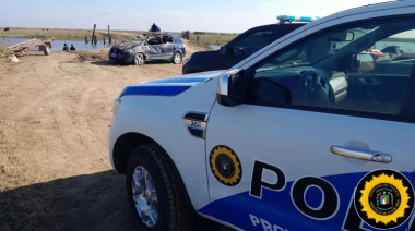 Auto cayó a un arroyo entrerriano: un muerto y un desaparecido