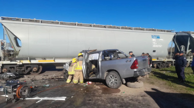 Dos bocinazos y “una explosión”: revelan detalles del trágico accidente entre una camioneta y un tren en Entre Ríos