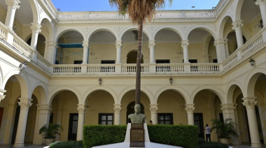 Inician sumario a una empleada que faltó 400 veces y la instan a devolver más de $14 millones