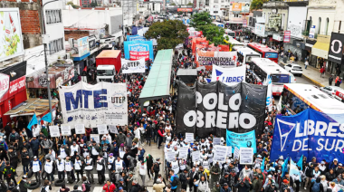 El Gobierno dará de baja 900 mil planes sociales de $78 mil y los reemplazará por vouchers de capacitación