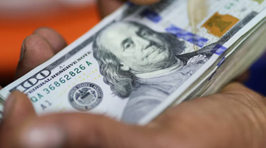 El Gobierno aprovechó la calma del dólar para relajar el cepo cambiario