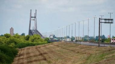Comienza el cobro del peaje en el Puente Victoria – Rosario, pero no aceptan efectivo