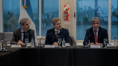 Frigerio recibió a Caputo en Paraná y afirmó: "Estamos en condiciones de escribir el próximo capítulo del pacto fiscal"