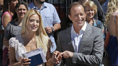 JESICA CIRIO ENTREGÓ SU CELULAR Y YA FIJÓ DOMICILIO