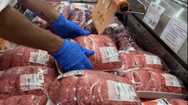 El consumo de carne vacuna cayó y los carniceros advierten un fuerte cambio de hábitos