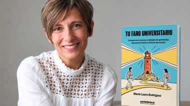 La Dra. María Laura Rodríguez, de Libertador San Martín, presentó su libro “Tu faro universitario”