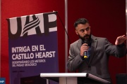 Presentación del libro Intriga en el Castillo Hearst en la Feria Internacional del Libro de Buenos Aires