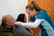 Estudiantes de la UAP brindaron atención odontológica gratuita en Villa Paranacito