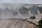 Cataratas del Iguazú: buscan a turista desaparecido en el circuito Garganta del Diablo