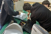 Estudiantes entrerrianos arreglan estufas y las donan a jardines y escuelas