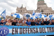 La CGT vuelve a la calle y marcha por "producción, desarrollo y empleo digno"