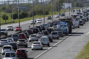Creció 3,5% anual la cantidad de viajeros este fin de semana largo en el país, según CAME