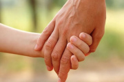 Buscan familias para adoptar a cinco niños de entre 2 y 6 años en Entre Ríos: cómo inscribirse